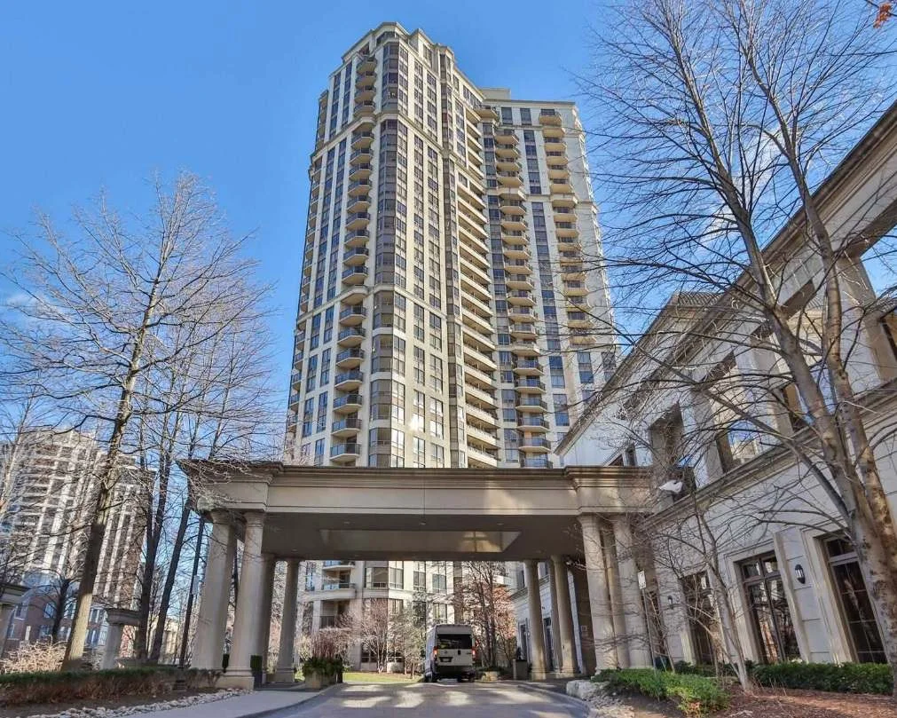 80 Harrison Garden Blvd, Toronto - condominium tower where BMI replaced the building's heating and cooling risers